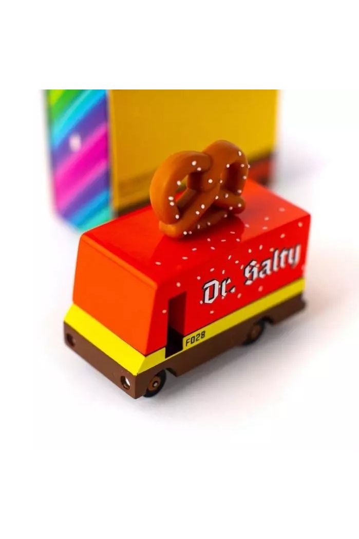 CLT Candyvan - Dr. Salty Pretzel van Candylab Toys | Kids Conceptstore Le Fanfare