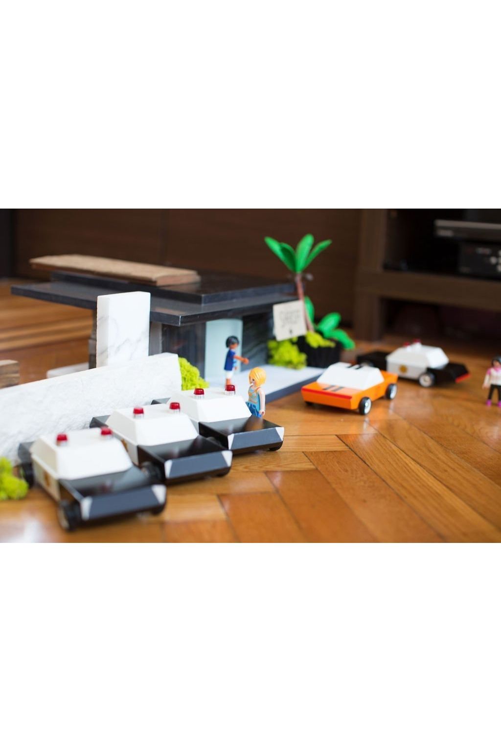 CLT Police Cruiser van Candylab Toys | Kids Conceptstore Le Fanfare