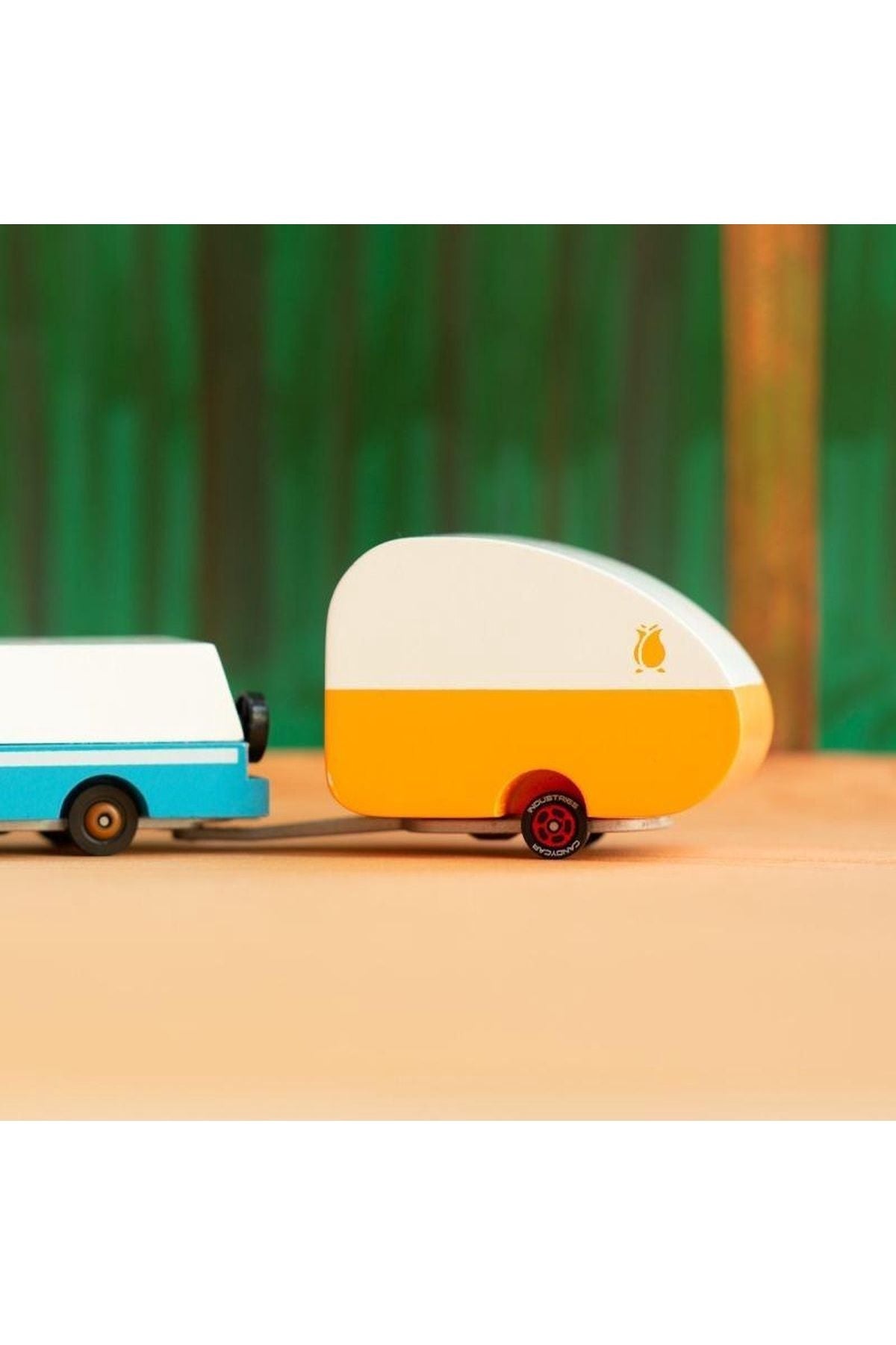 CLT Rosebud Trailer van Candylab Toys | Kids Conceptstore Le Fanfare