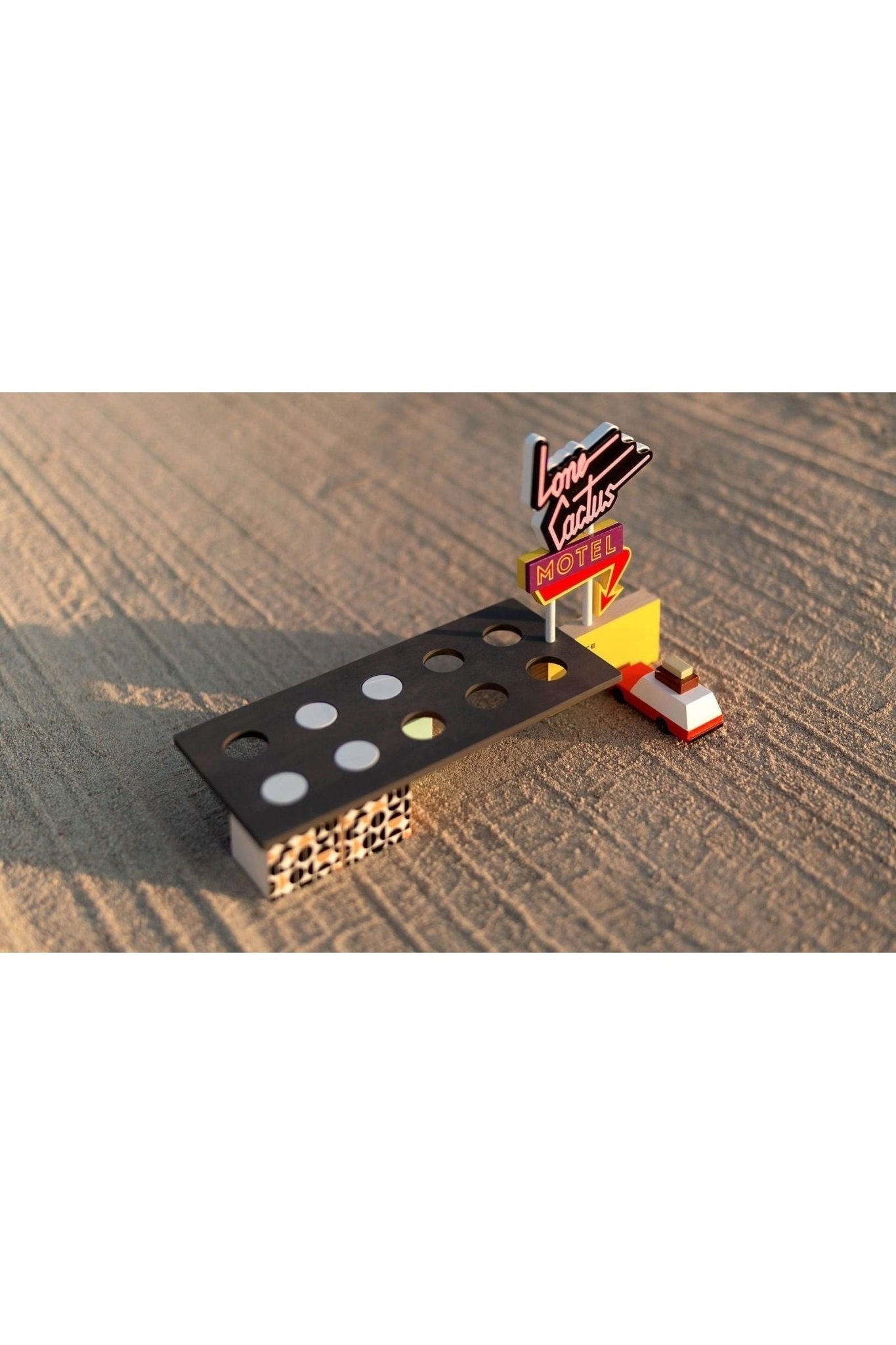 CLT STAC Lone Cactus Motel van Candylab Toys | Kids Conceptstore Le Fanfare