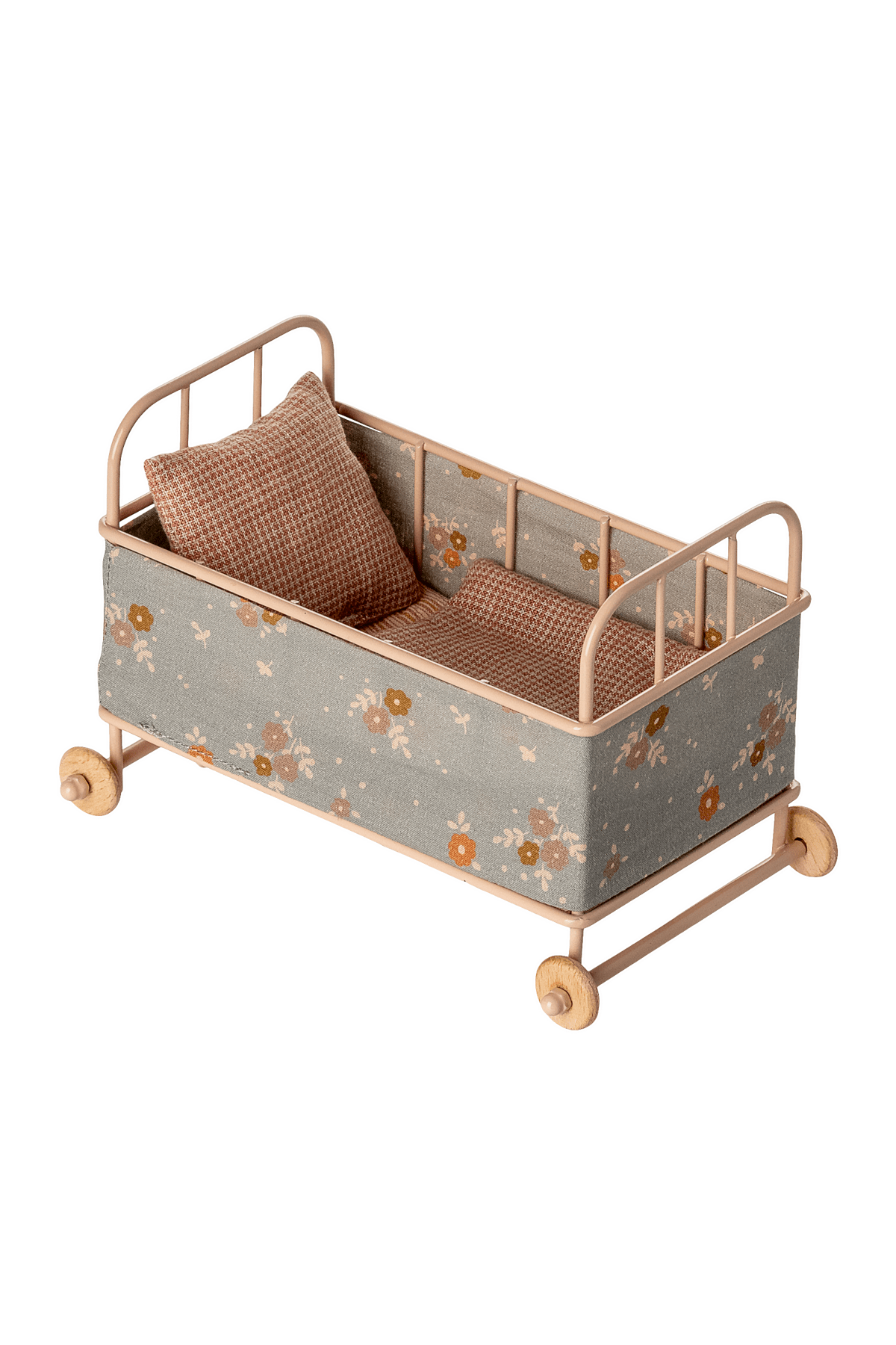 Cot bed, Micro - Powder van Maileg | Kids Conceptstore Le Fanfare