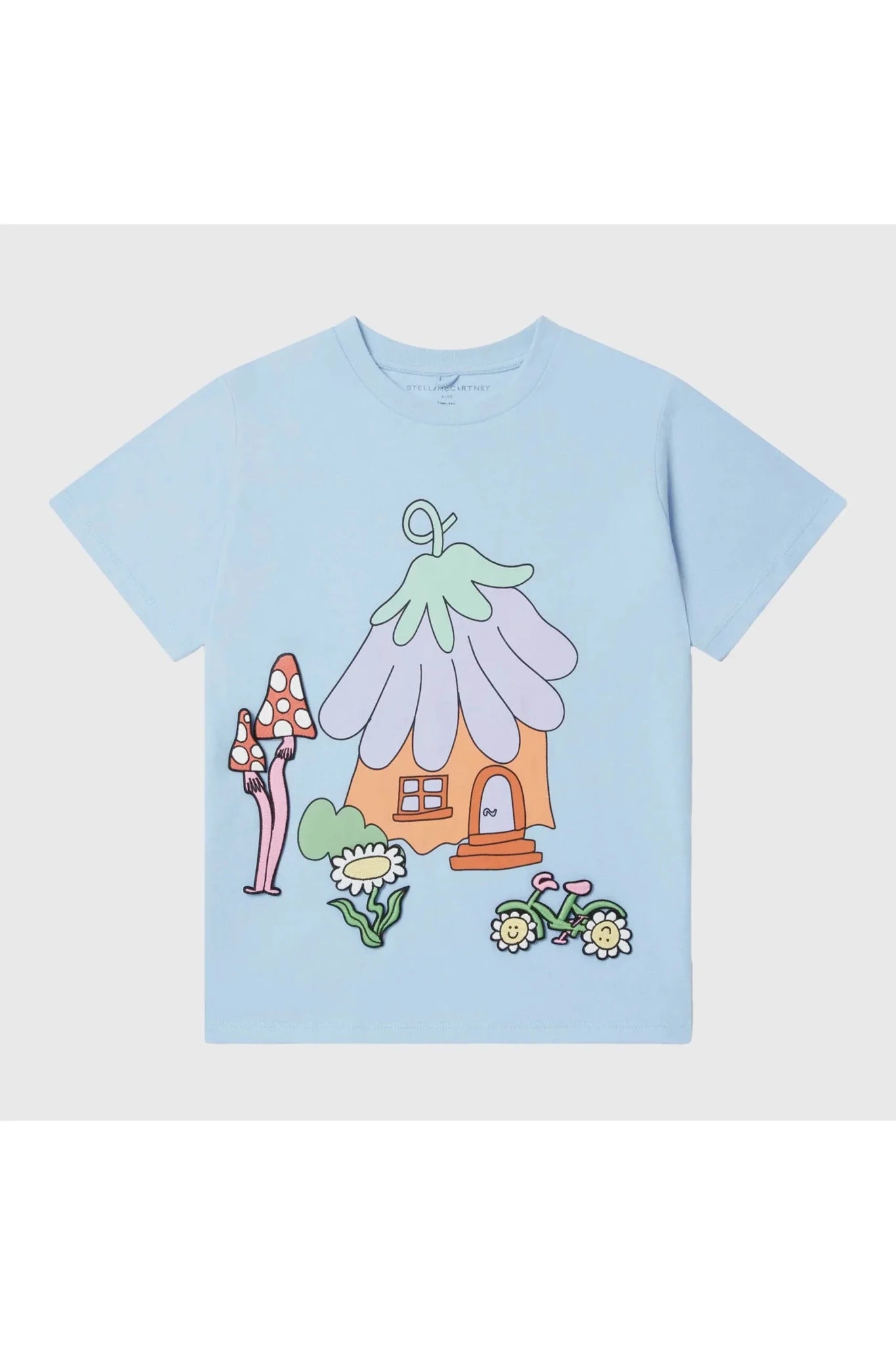 Cotton Jersey T-Shirt With Fairy House Print & Detachable Badges - light blue van Stella McCartney | Kids Conceptstore Le Fanfare
