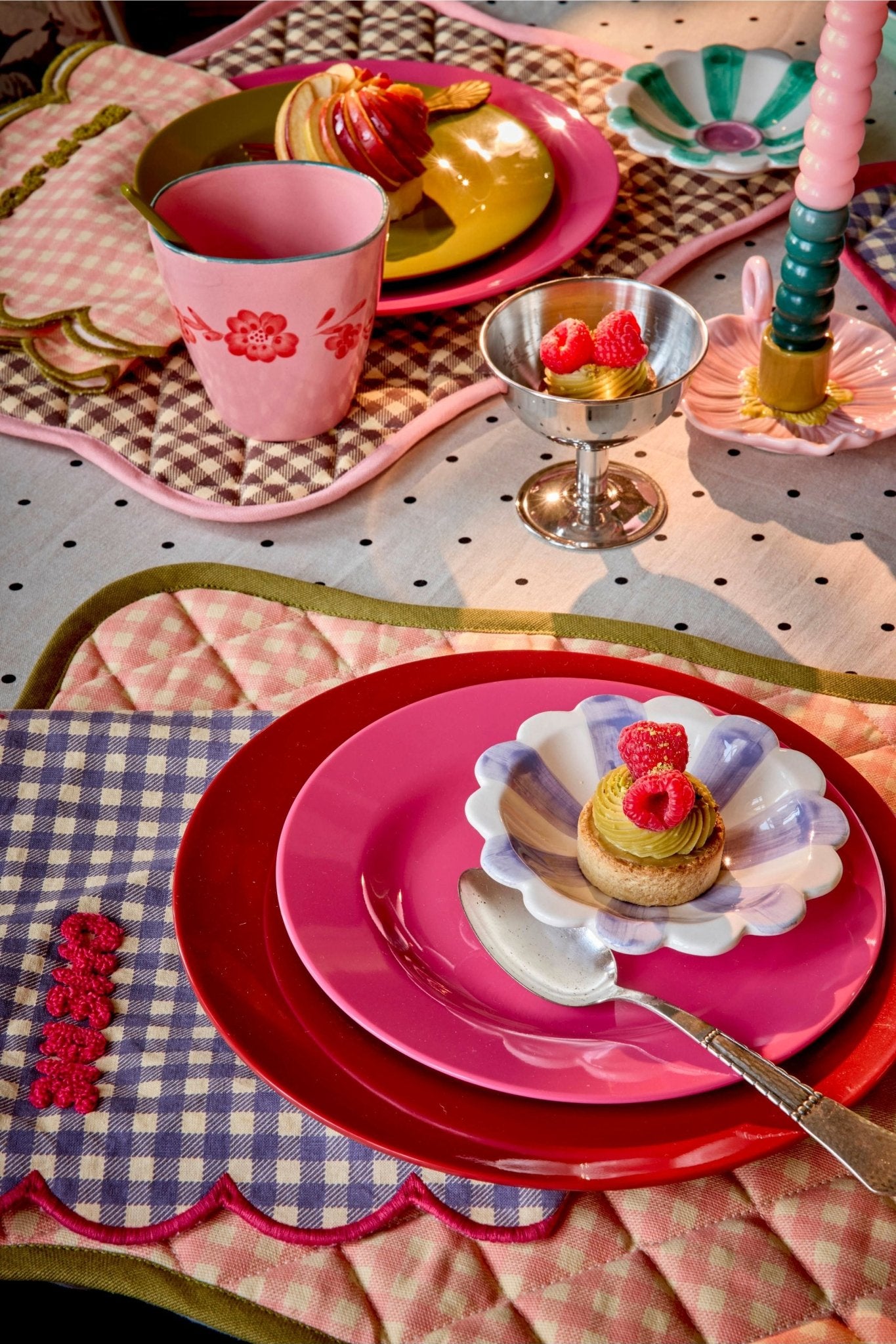 Cotton Napkin in Checks - Soft Raspberry van Rice | Kids Conceptstore Le Fanfare