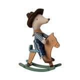Cowboy mouse on rocking horse, Little brother van Maileg | Kids Conceptstore Le Fanfare