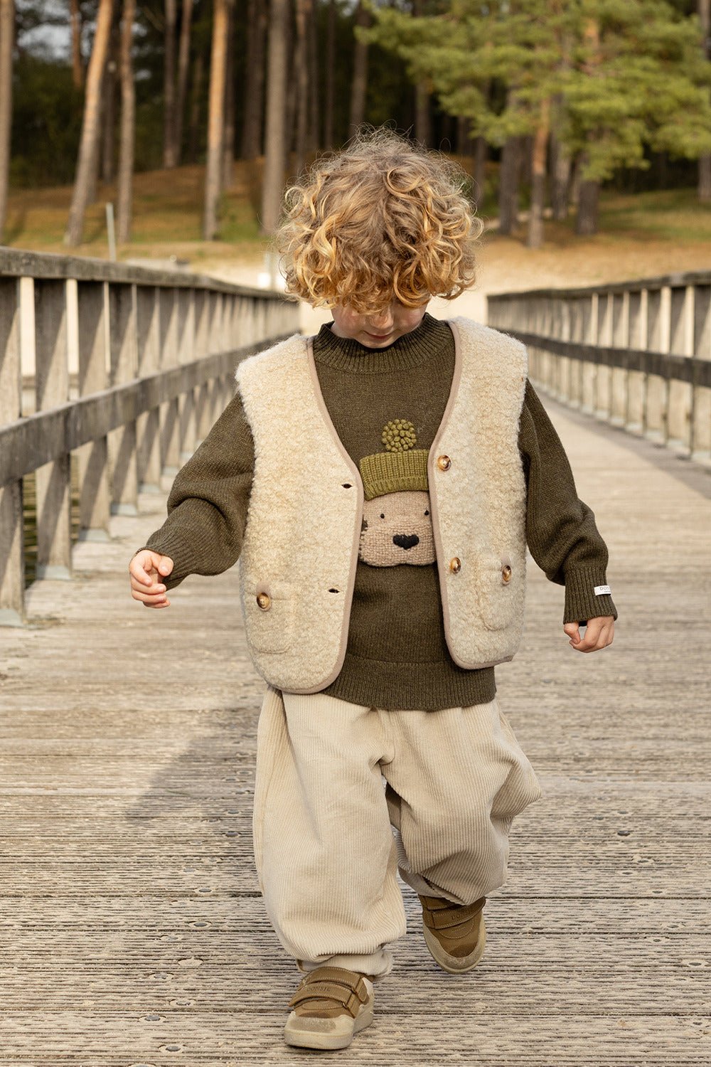 Denn Merino Wool Sweater | Terrier - Dark Olive van Donsje Amsterdam | Kids Conceptstore Le Fanfare