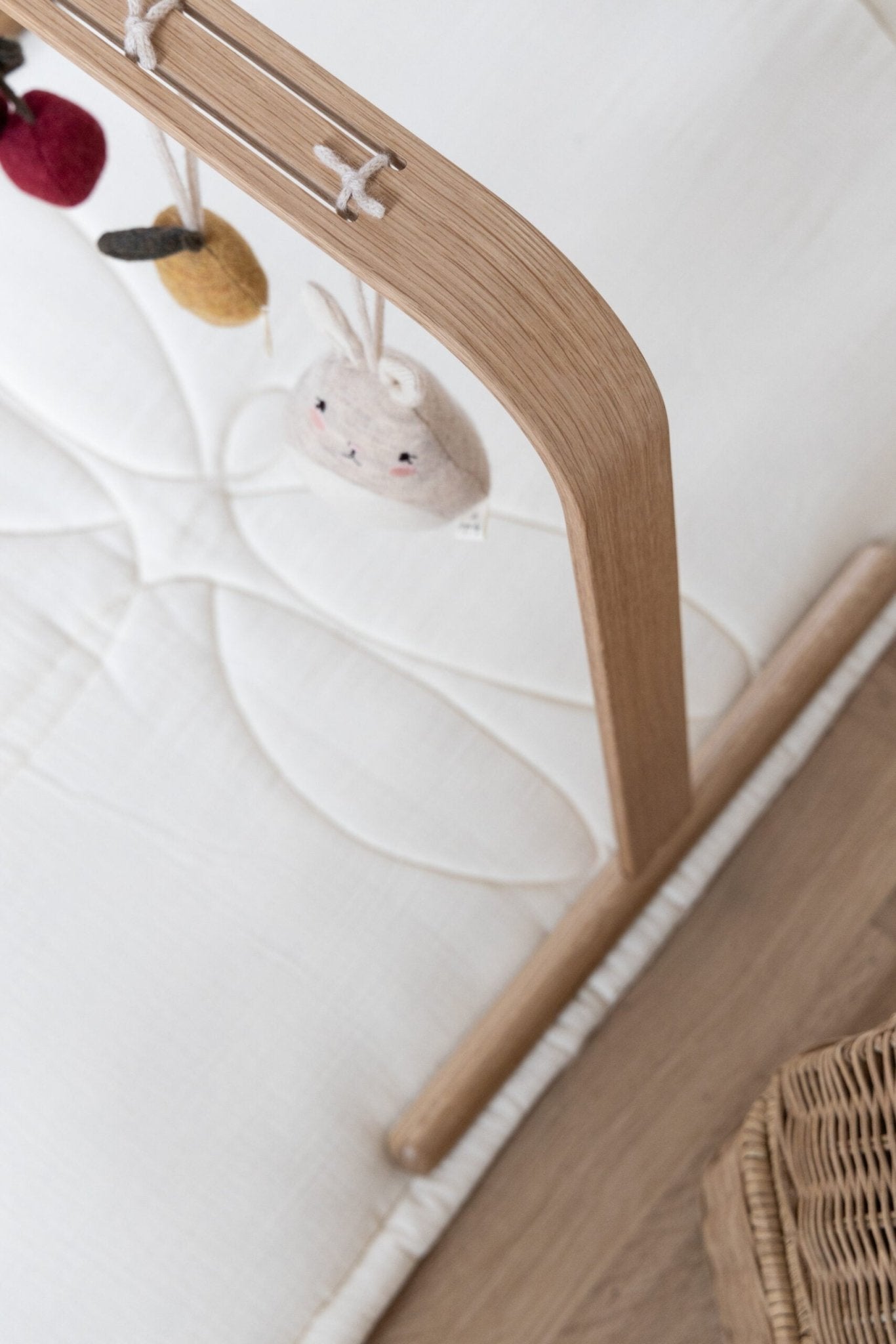 Dragon fly oval playmat - Cream van KAS Kopenhagen | Kids Conceptstore Le Fanfare