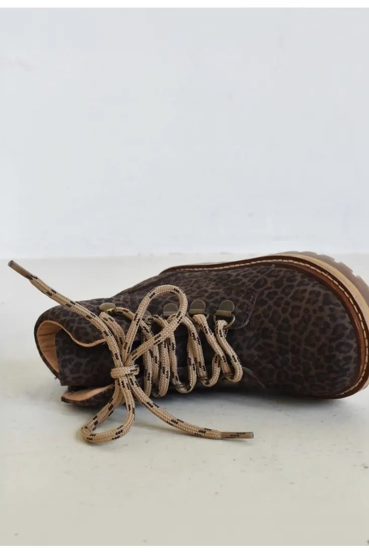 du Louen - Brown Leo Suede van du Loua | Kids Conceptstore Le Fanfare