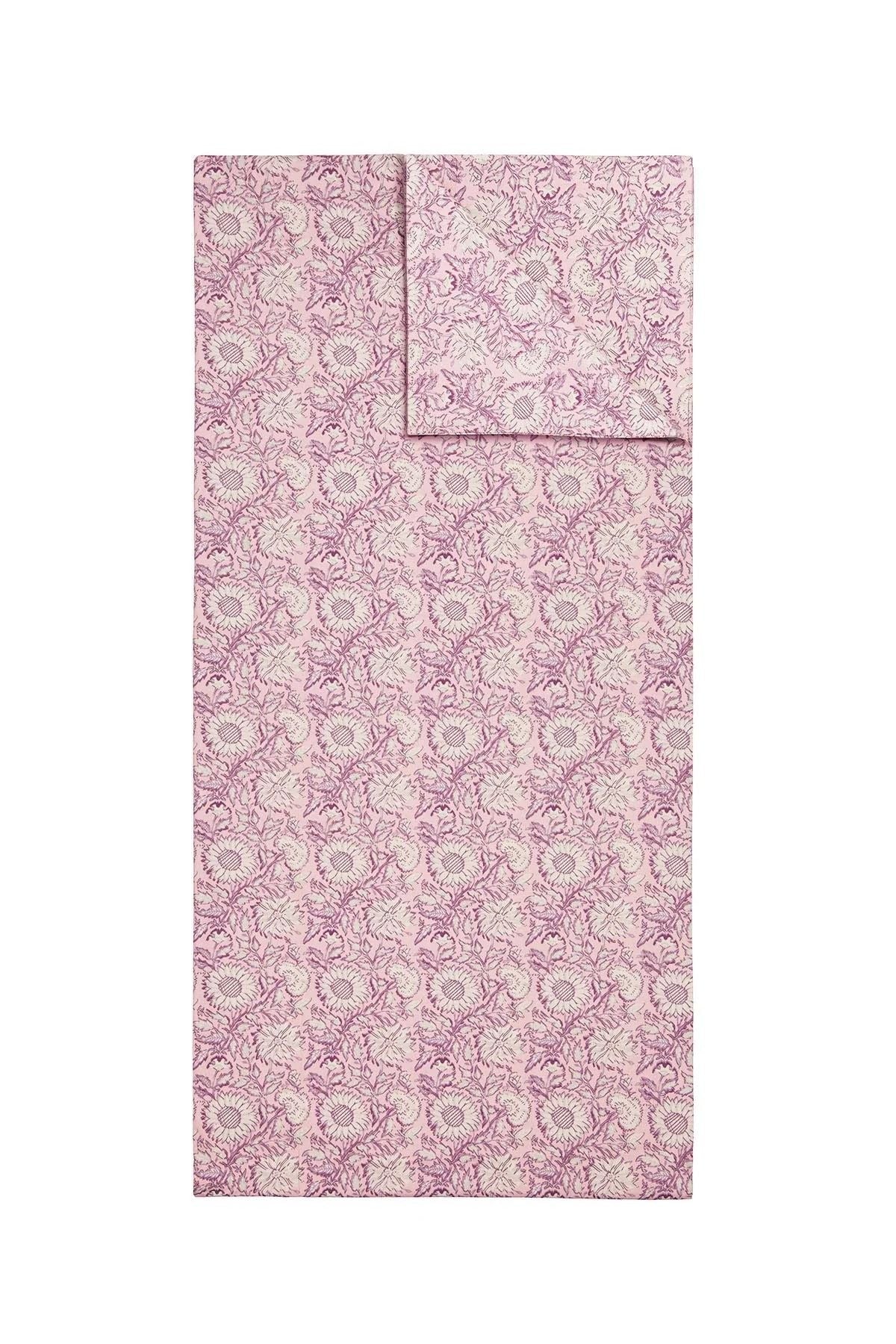 Duvet Cover Noemie Pink Daisy Garden van Louise Misha | Kids Conceptstore Le Fanfare