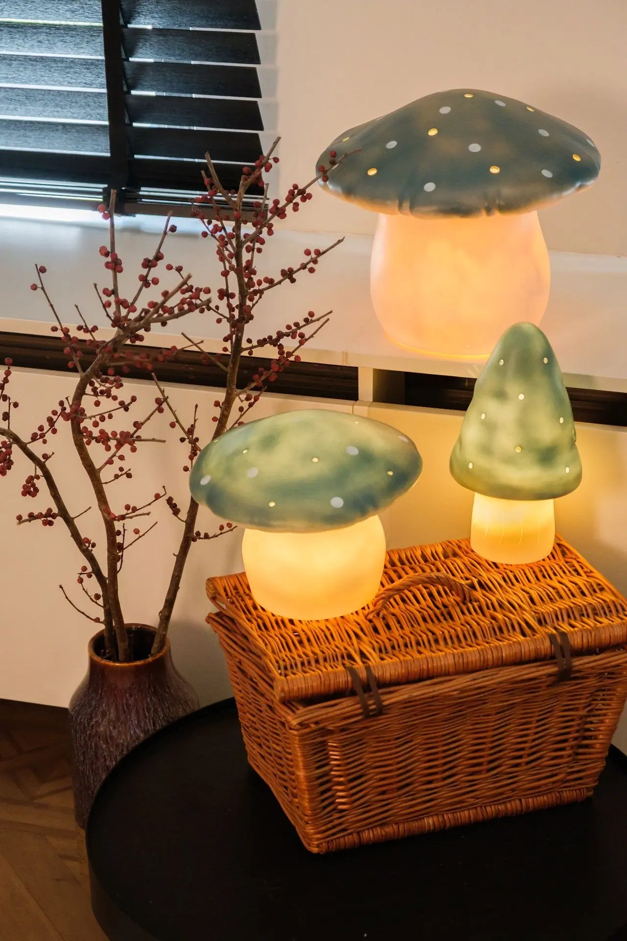 Egmont Lamp Paddenstoel Klein - Natuurlijk Blauw van Egmont Toys | Kids Conceptstore Le Fanfare