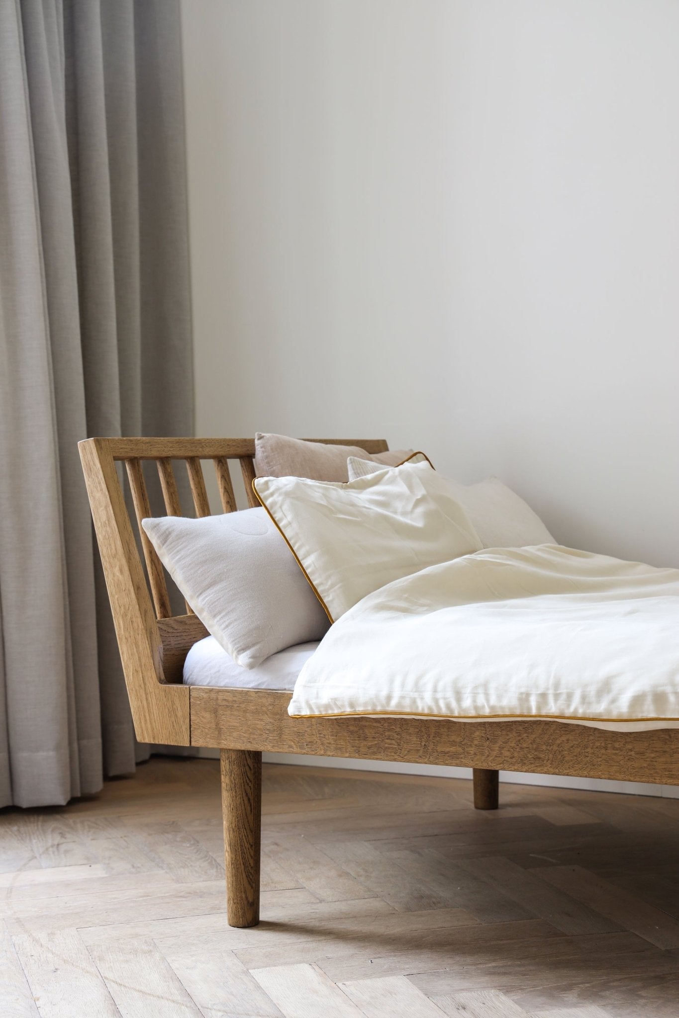 Eli combi adult - Smoked oak van KAS Kopenhagen | Kids Conceptstore Le Fanfare