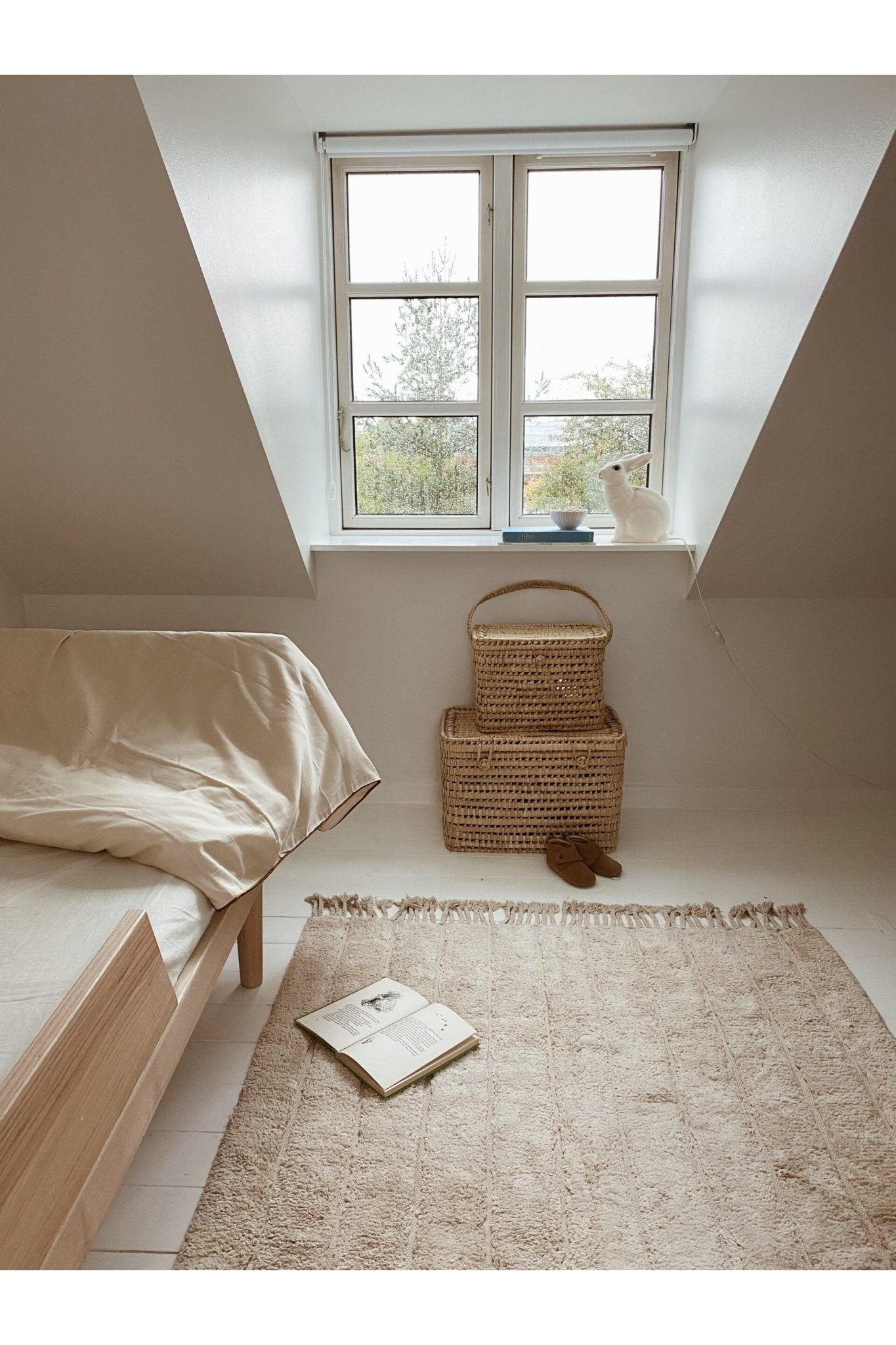 Eli junior fitted sheet - white van KAS Kopenhagen | Kids Conceptstore Le Fanfare