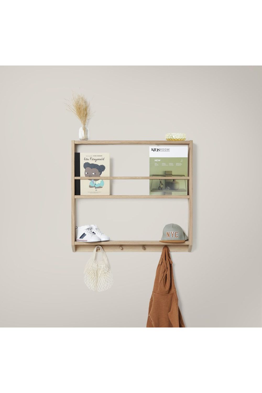 Eli Shelves with hooks - light oil van KAS Kopenhagen | Kids Conceptstore Le Fanfare