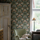 Falsterbo III - Dahlia Garden - Green van Boråstapeter | Kids Conceptstore Le Fanfare