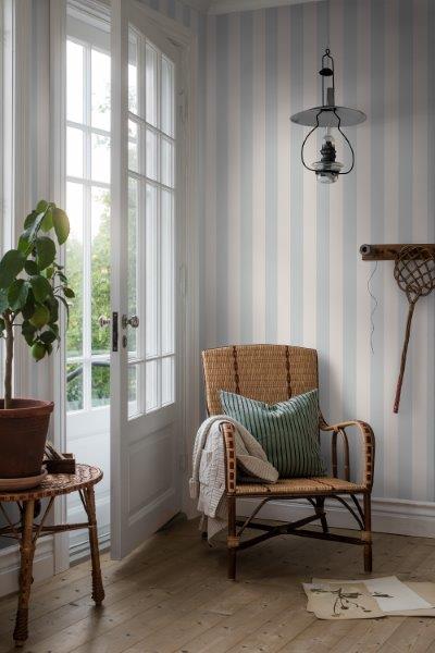 Falsterbo III - Falsterbo Stripe - Blue van Boråstapeter | Kids Conceptstore Le Fanfare