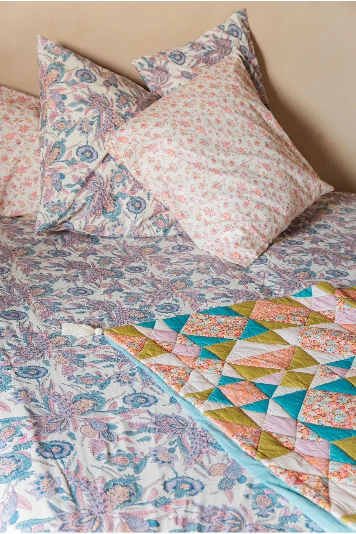 Fitted Sheet Nicole Blue Wild Bouquet van Louise Misha | Kids Conceptstore Le Fanfare