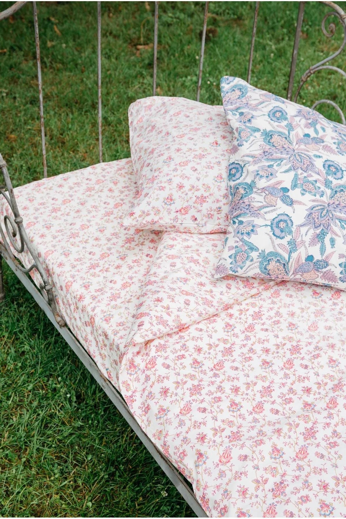Fitted Sheet Nicole Cream Bucolia Fields van Louise Misha | Kids Conceptstore Le Fanfare