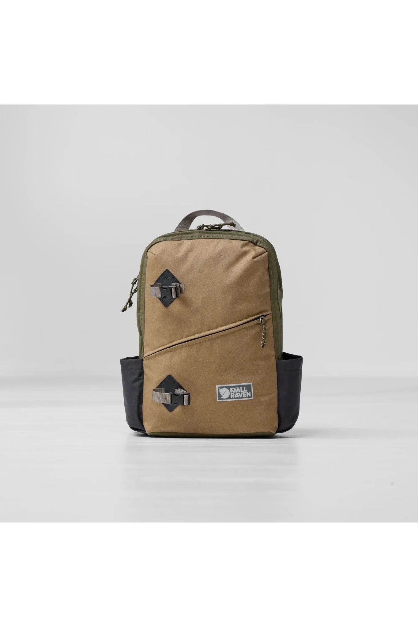 Fjallraven Vardag Backpack 17 - Green-Clay van Fjallraven | Kids Conceptstore Le Fanfare