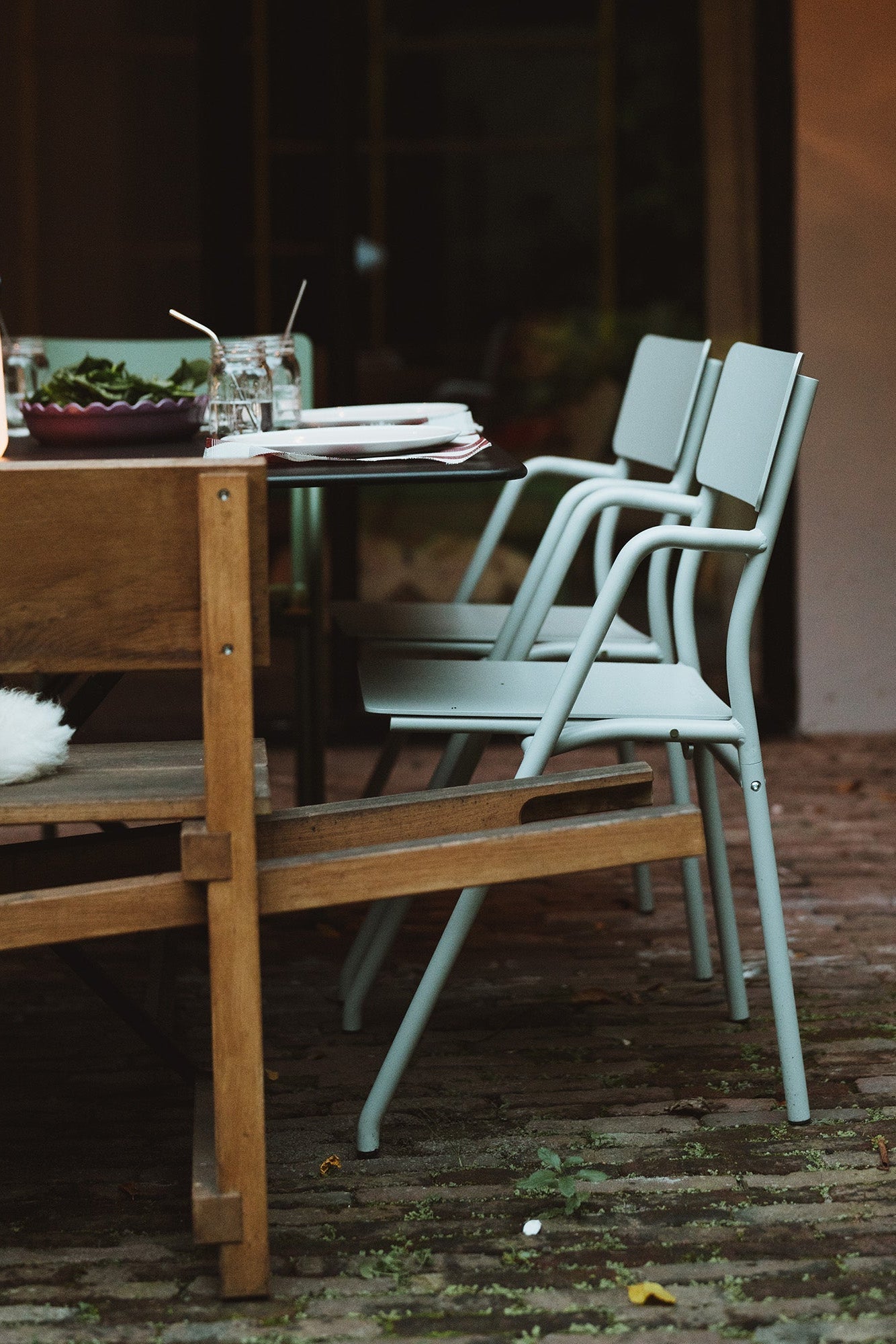 Flip-up Chair - Agate Grey van Weltevree | Kids Conceptstore Le Fanfare