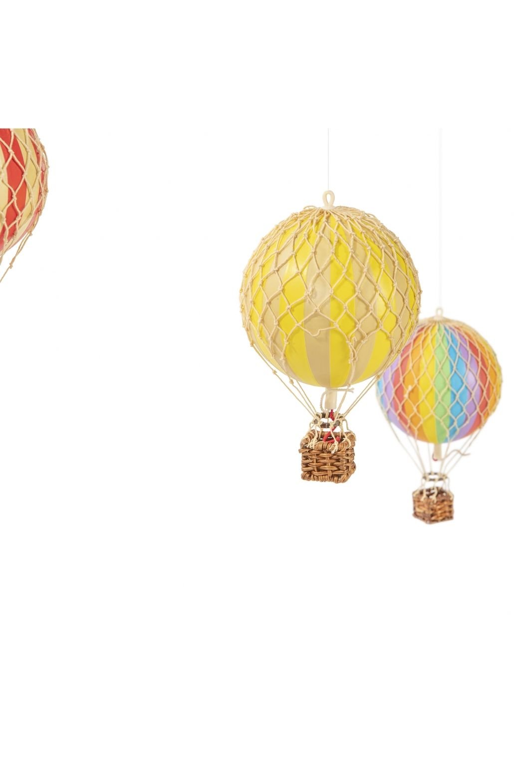Flying the Skies Mobile - Primary van Authentic Models | Kids Conceptstore Le Fanfare