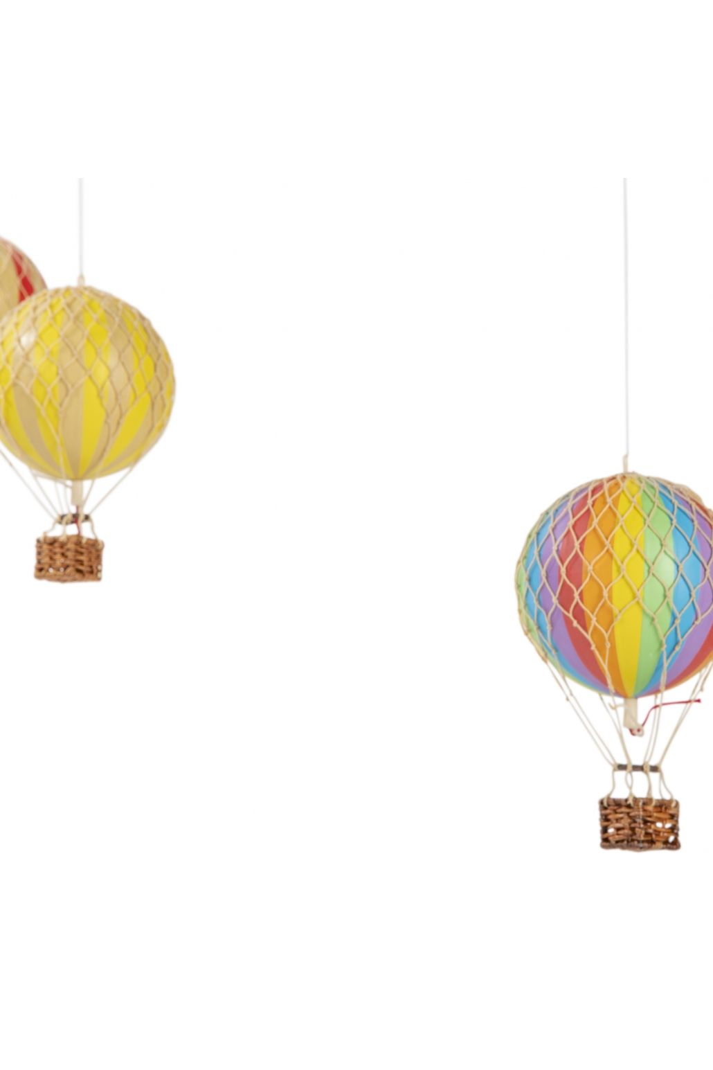 Flying the Skies Mobile - Primary van Authentic Models | Kids Conceptstore Le Fanfare