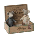 Grandma and Grandpa mice in cigarbox van Maileg | Kids Conceptstore Le Fanfare