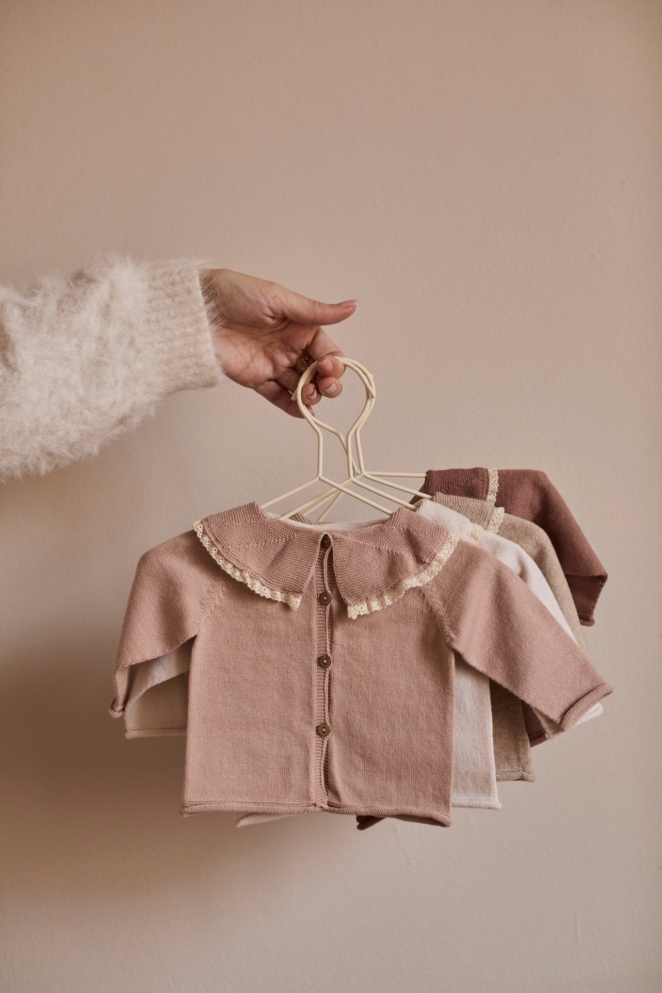 Hedda knitted cardigan - candy van Li&me | Kids Conceptstore Le Fanfare