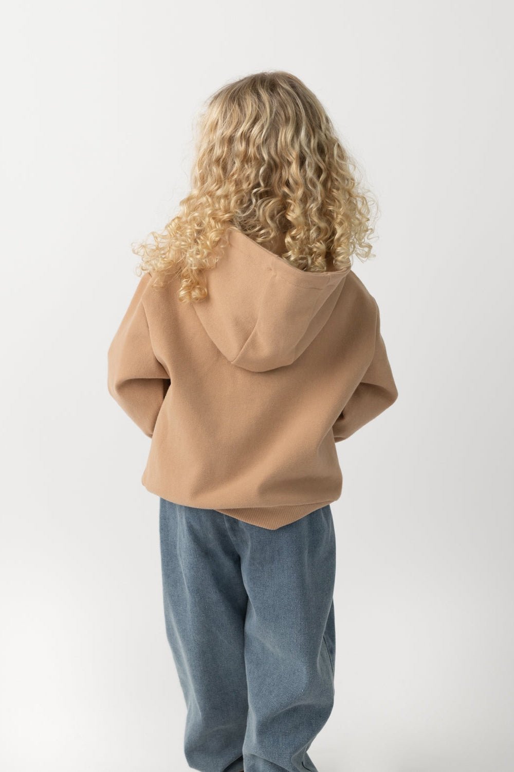 Herps Hoodie | Fluffy Bunny - Rose Mocha van Donsje Amsterdam | Kids Conceptstore Le Fanfare