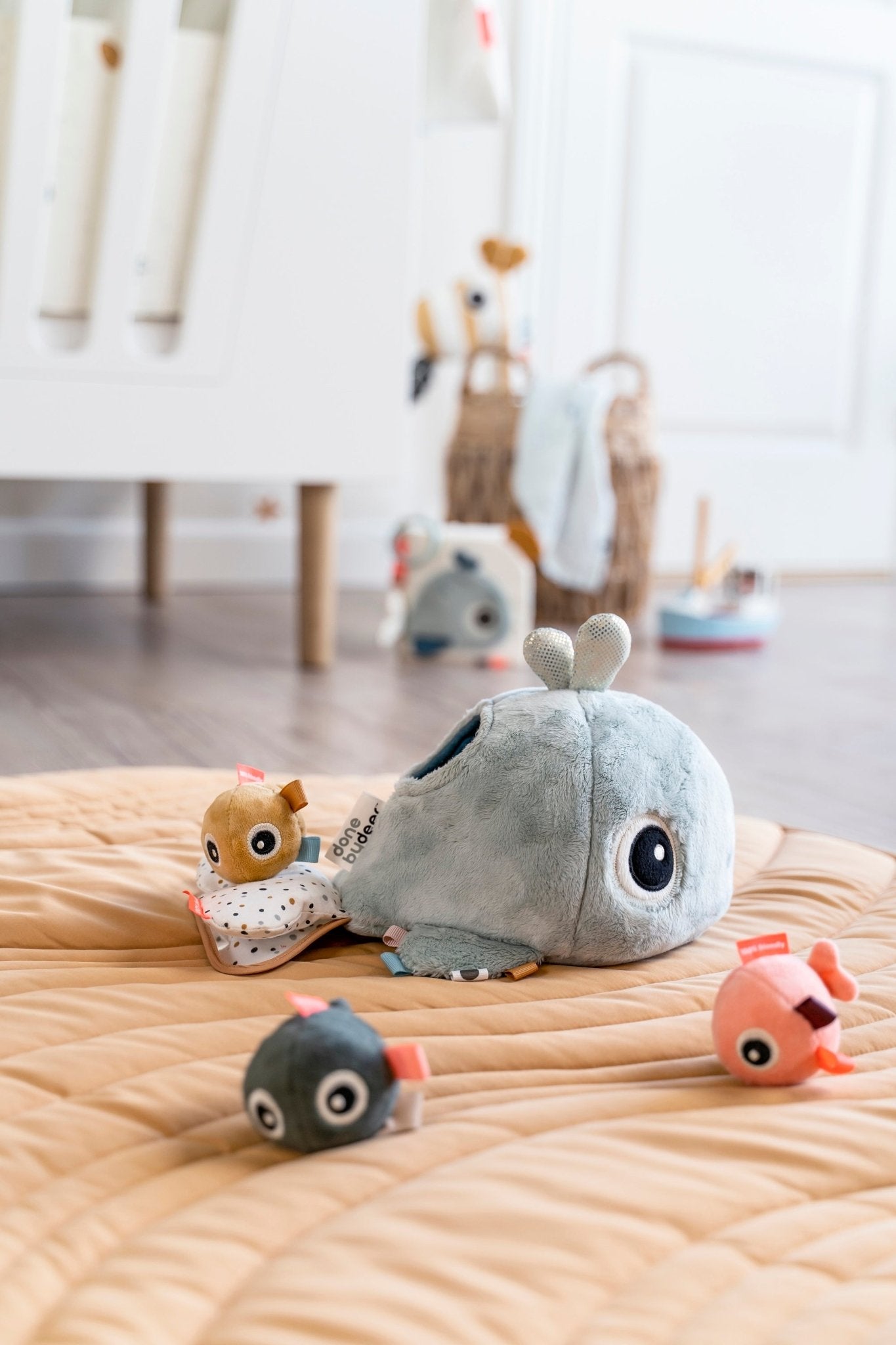 Hide&Seek activity toy | Wally - Blue van Done by Deer | Kids Conceptstore Le Fanfare