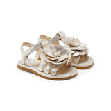 Iles Fields Sandals - Shimmer Buttercup - Silver Metallic Leather van Donsje Amsterdam | Kids Conceptstore Le Fanfare