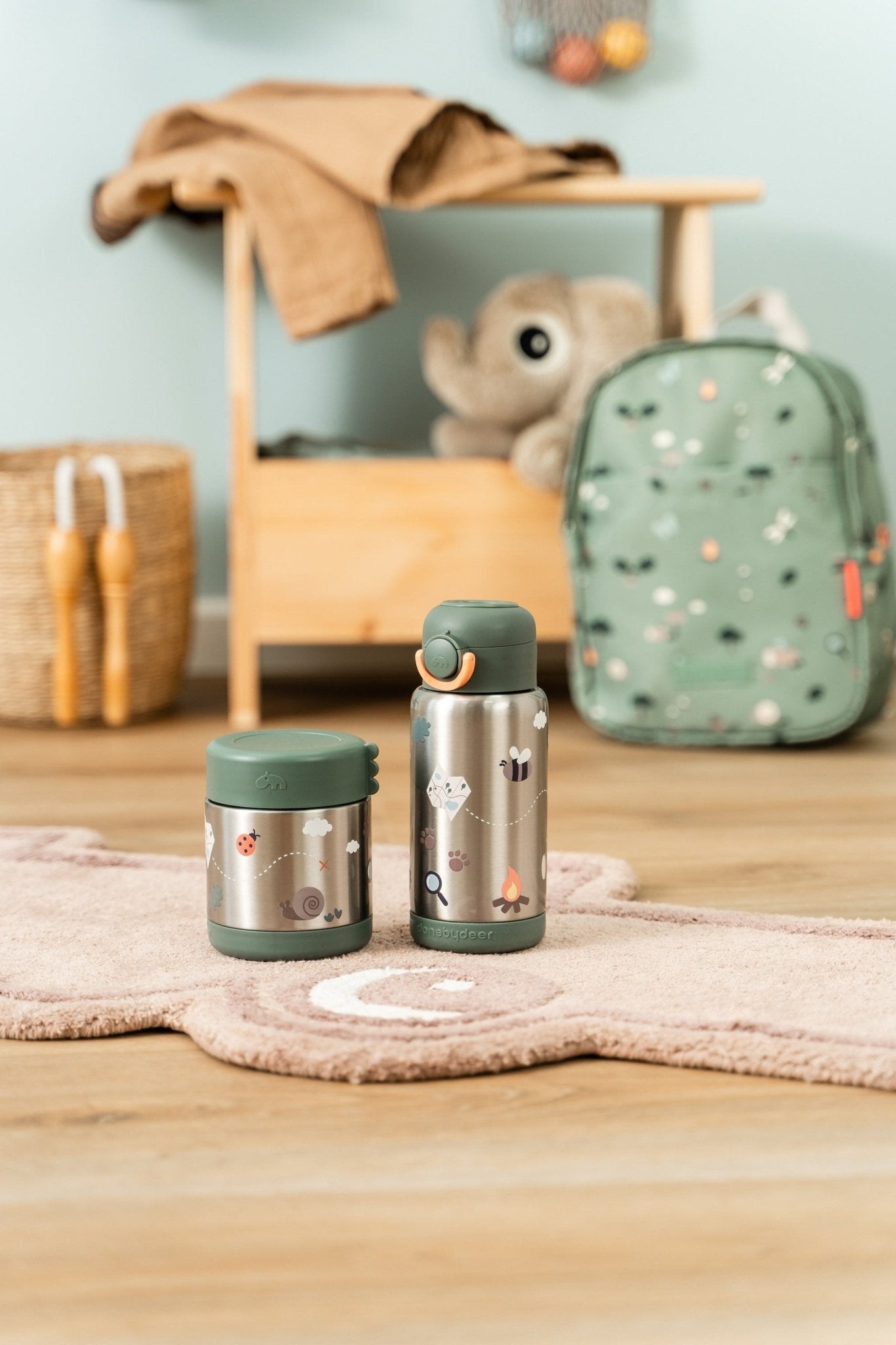 Insulated straw bottle | Tiny trails - Green van Done by Deer | Kids Conceptstore Le Fanfare
