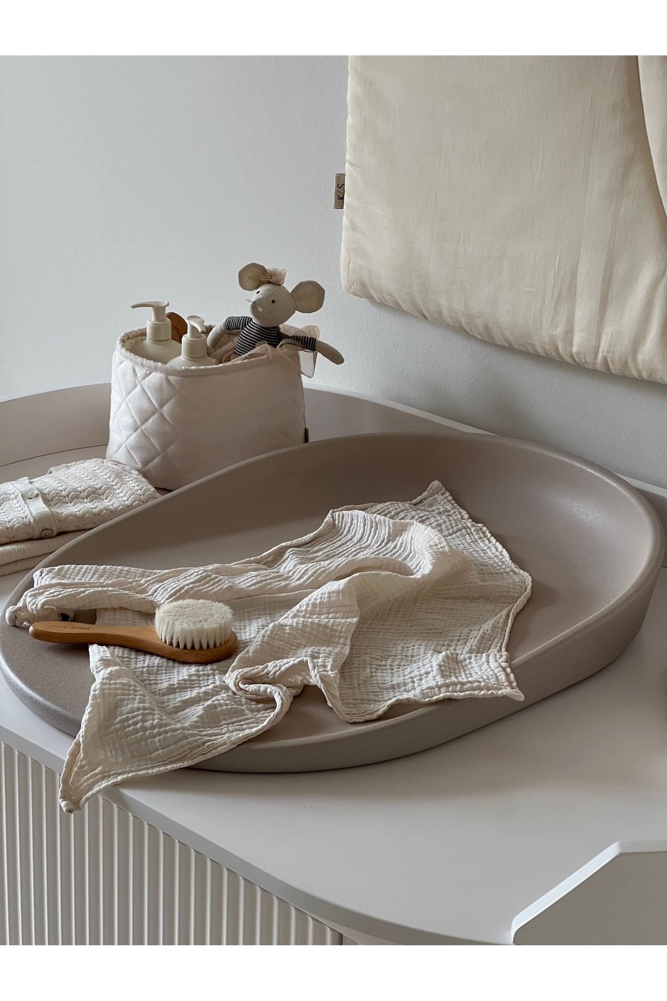 Kai changing mat - brown pebble van KAS Kopenhagen | Kids Conceptstore Le Fanfare