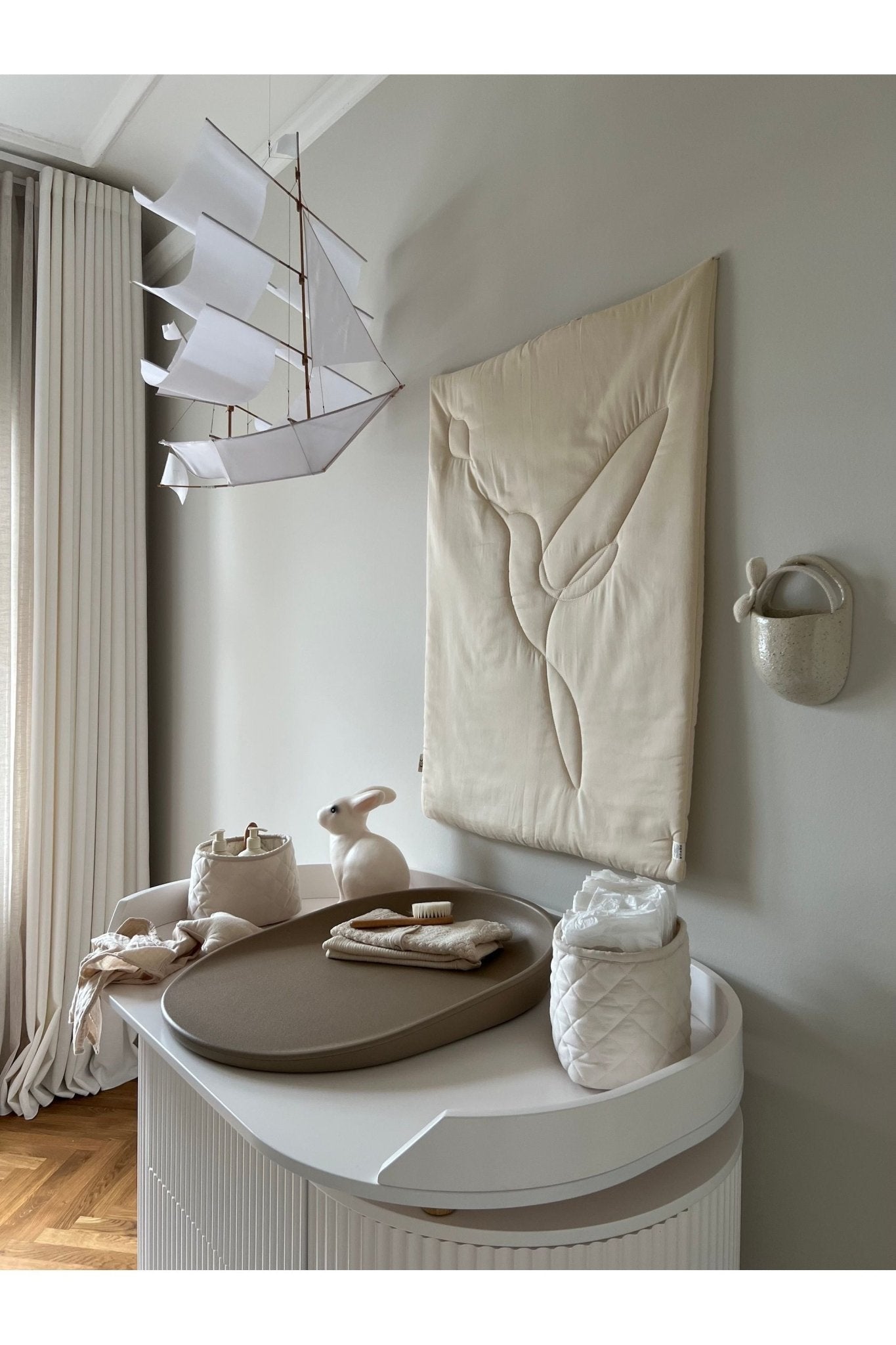 Kai dresser - white oak van KAS Kopenhagen | Kids Conceptstore Le Fanfare