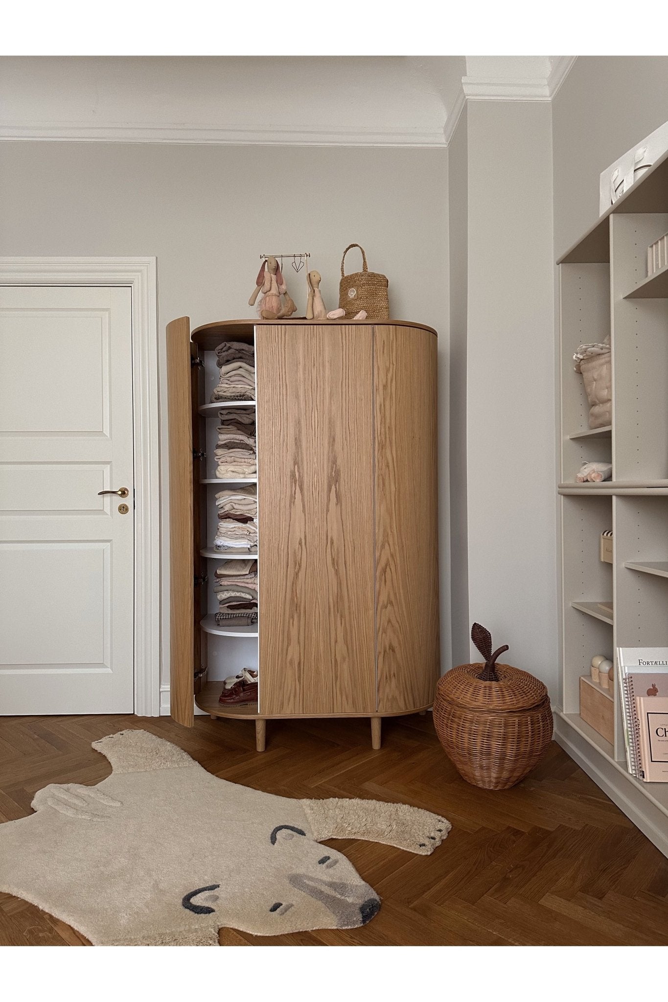 Kai wardrobe - Oak van KAS Kopenhagen | Kids Conceptstore Le Fanfare