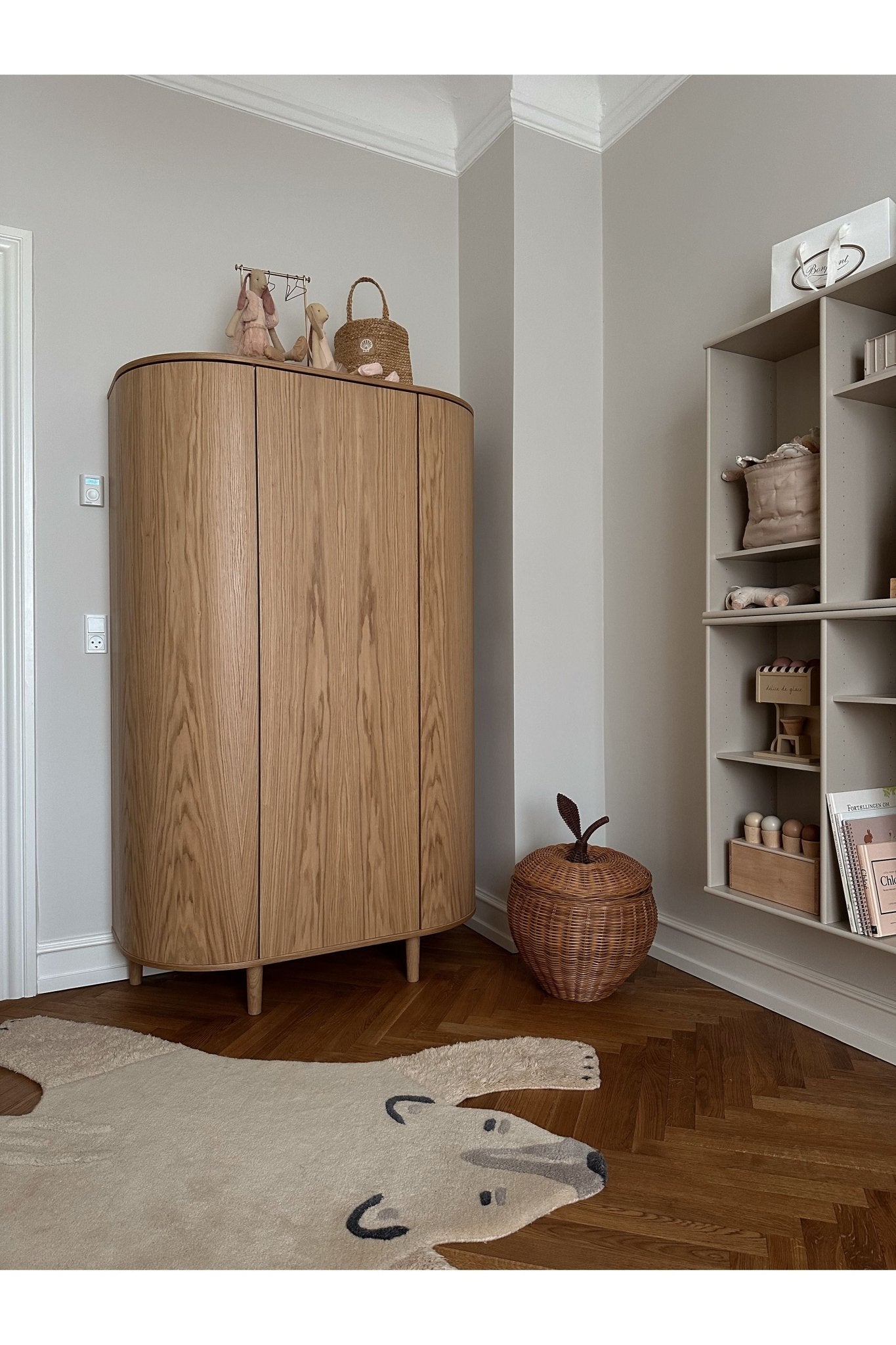 Kai wardrobe - Oak van KAS Kopenhagen | Kids Conceptstore Le Fanfare