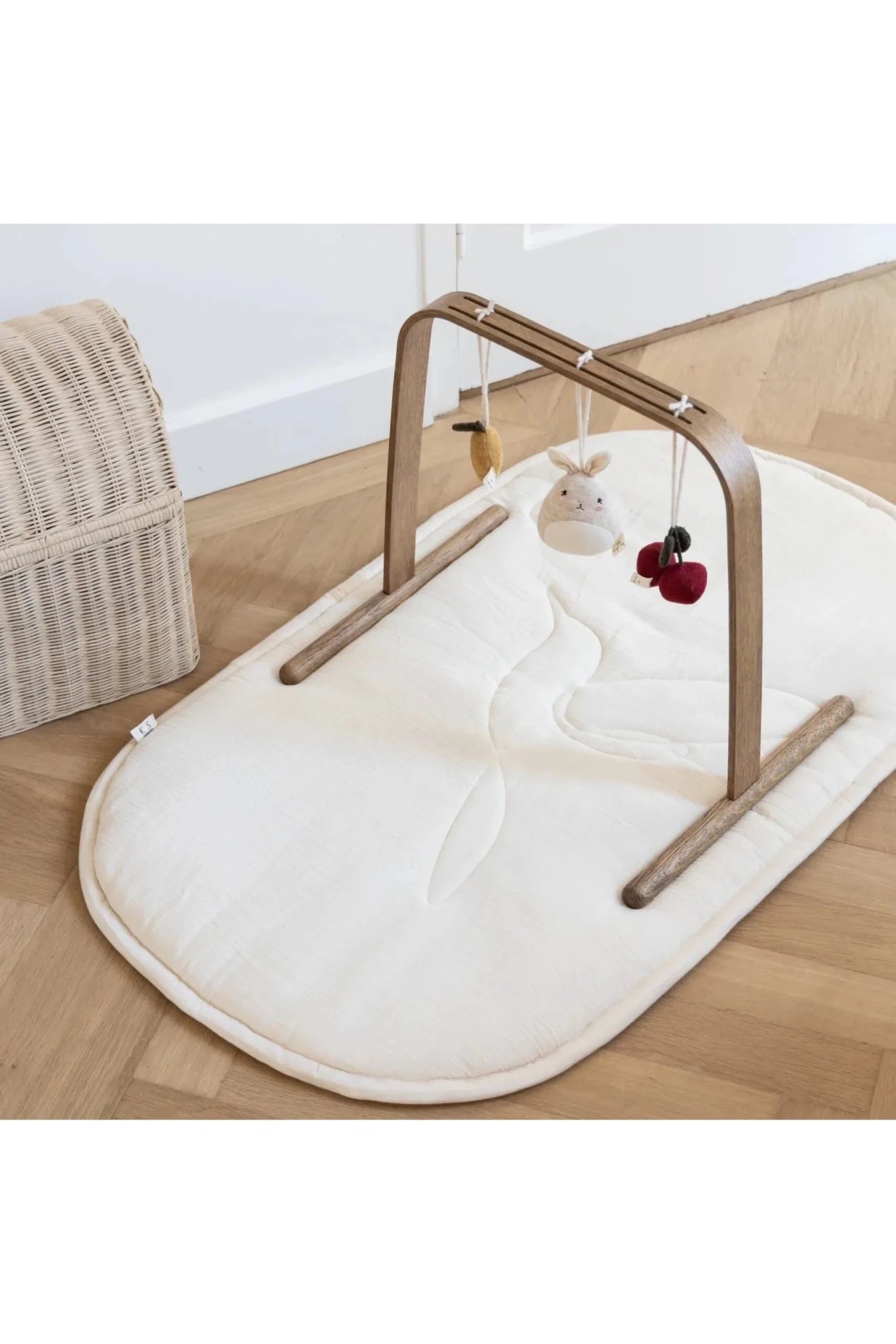 KAS activity rack - Smoked oak van KAS Kopenhagen | Kids Conceptstore Le Fanfare