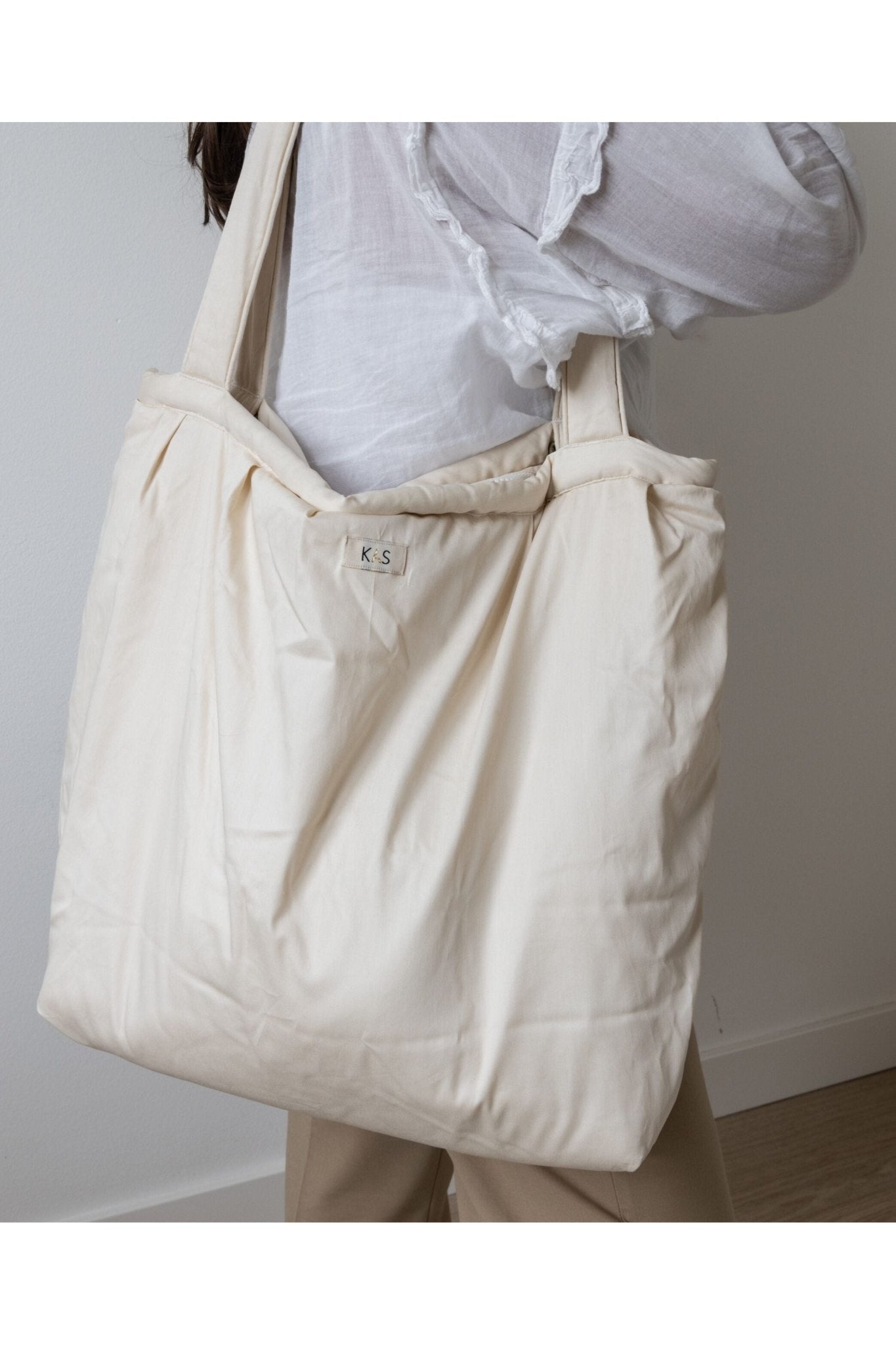 KAS Multi purpose tote with fold - beige van KAS Kopenhagen | Kids Conceptstore Le Fanfare