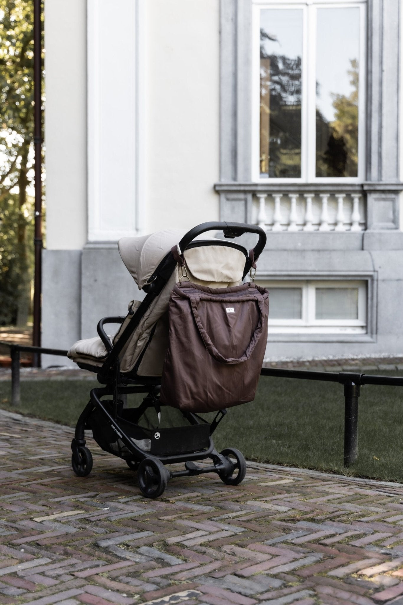 KAS Multi purpose tote with fold - brown van KAS Kopenhagen | Kids Conceptstore Le Fanfare