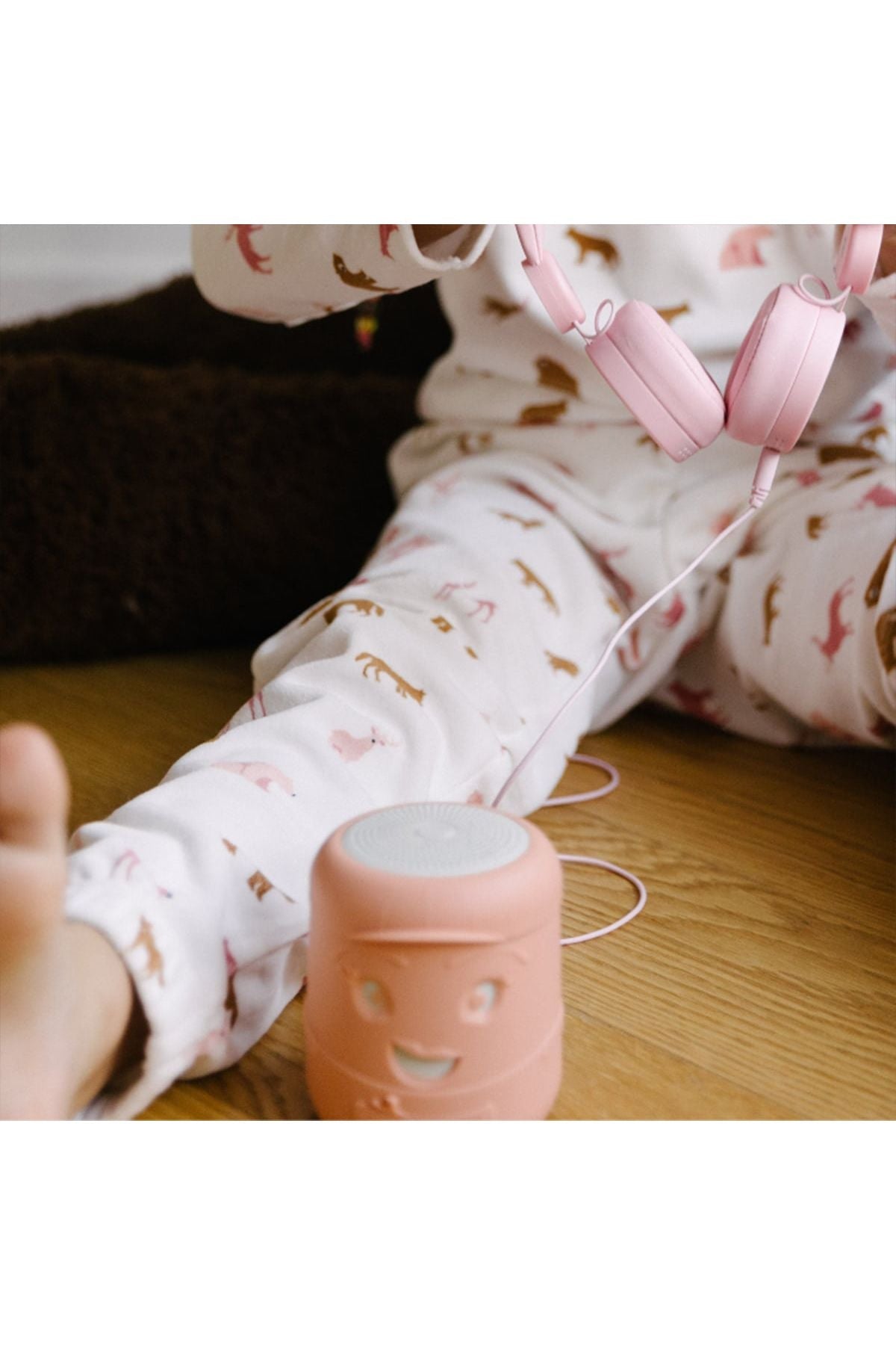 Kidywolf bluetooth speaker roze LEA monteur van Kidywolf | Kids Conceptstore Le Fanfare