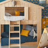 Kinderbed Buurthuis van Saartje Prum | Kids Conceptstore Le Fanfare