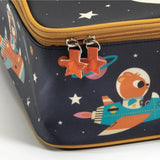 Logeer tas paars/geel van Djeco | Kids Conceptstore Le Fanfare