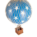Luchtballon Travels Light - Blue Stars van Authentic Models | Kids Conceptstore Le Fanfare