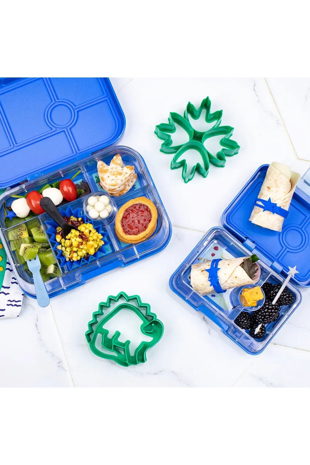 Lunch Punch Cutter & Bento Set - Dinosaurus van Yumbox | Kids Conceptstore Le Fanfare