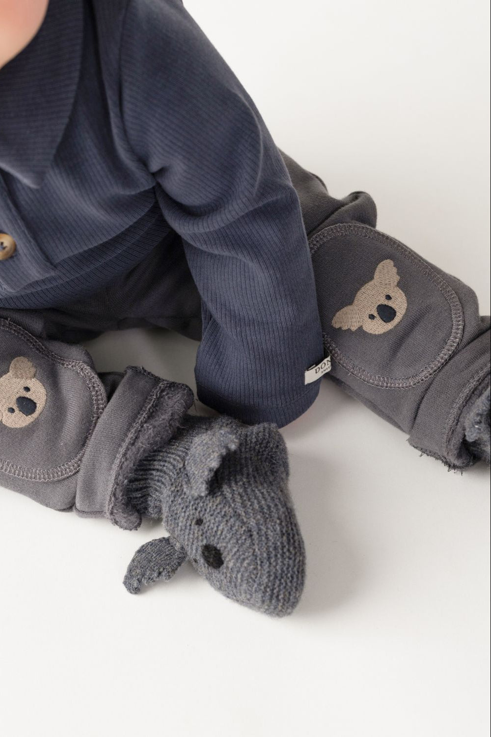 Maicer Merino Wool Booties | Koala - Cloudy Grey Melange van Donsje Amsterdam | Kids Conceptstore Le Fanfare