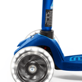 Maxi Micro Step Deluxe LED Dark Blue van Micro Step | Kids Conceptstore Le Fanfare