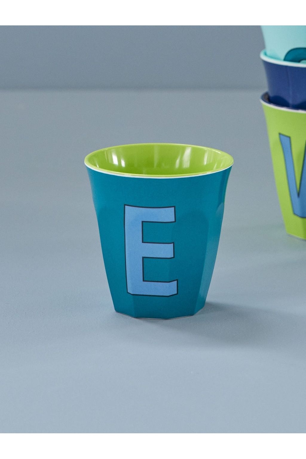 Melamine Cup - E - Emerald Green van Rice | Kids Conceptstore Le Fanfare