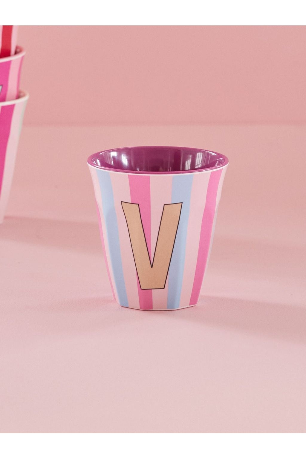 Melamine Cup - V - Multicolor Pink - Stripes van Rice | Kids Conceptstore Le Fanfare