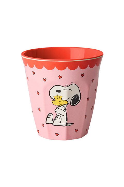 Melamine Cup with Pink Snoopy Print - Medium van Rice | Kids Conceptstore Le Fanfare