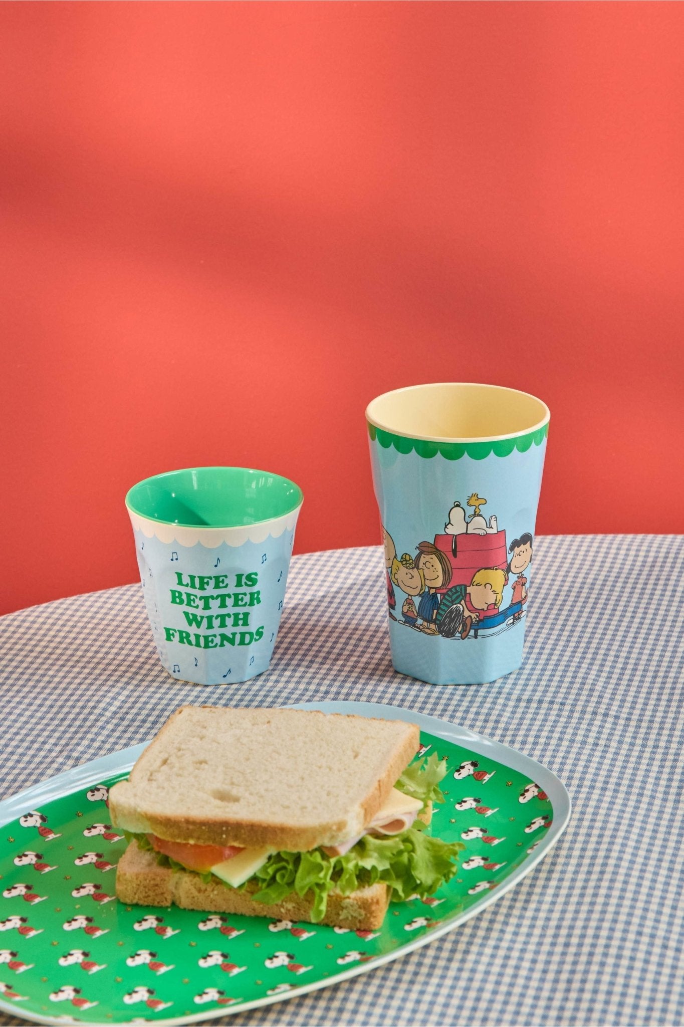 Melamine Cup with Soft Blue Snoopy Print - Medium van Rice | Kids Conceptstore Le Fanfare