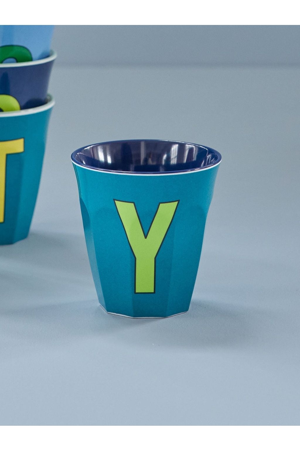 Melamine Cup - Y - Emerald van Rice | Kids Conceptstore Le Fanfare