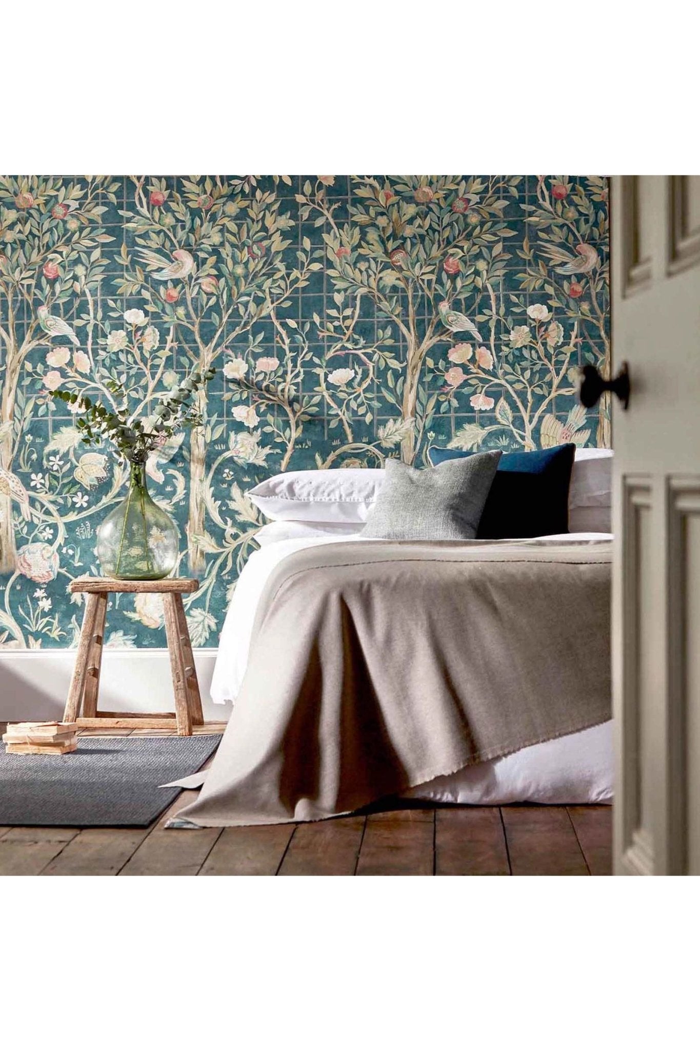Melsetter Wallpaper - Indigo Rose van Morris & Co | Kids Conceptstore Le Fanfare